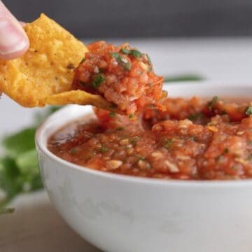 30 Second Salsa. Made with a can of Rotel.